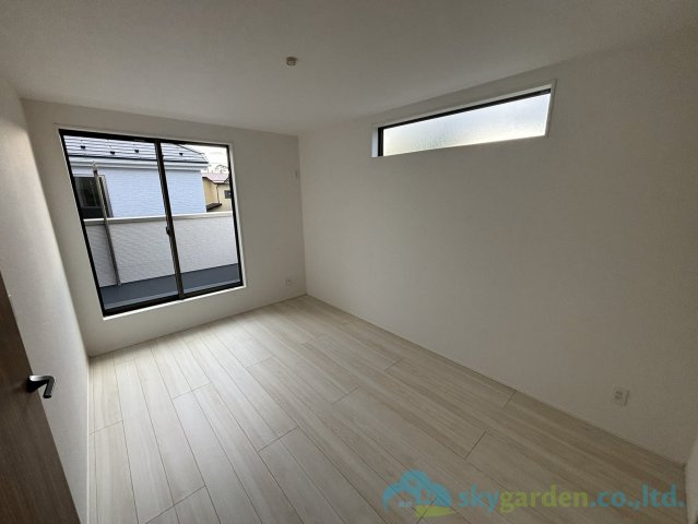 大磯町東小磯2期　新築戸建　全2棟1号棟の洋室