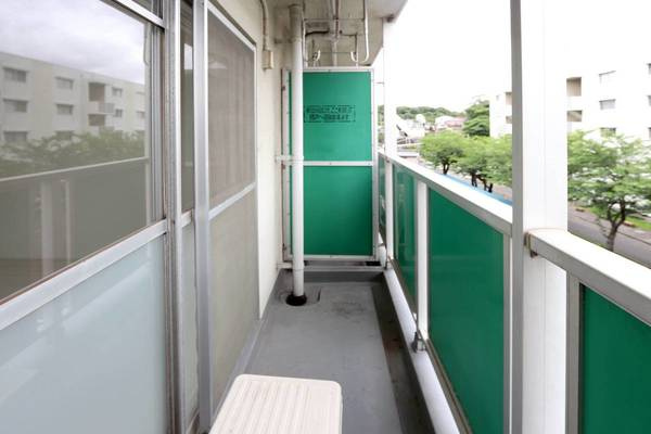 ビレッジハウス若松2号棟のバルコニー|ビレッジハウスの同一物件・同一タイプの間取りの写真です