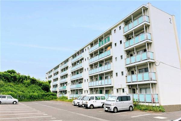 ビレッジハウス若松2号棟の外観