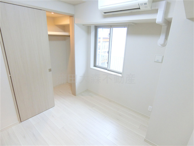 ドゥーエ西馬込の内装|玄関横の洋室5帖