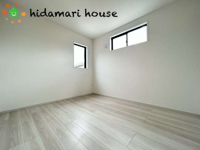 蓮田市馬込11期　新築戸建　リガーレ01の洋室|2階洋室：5.2帖