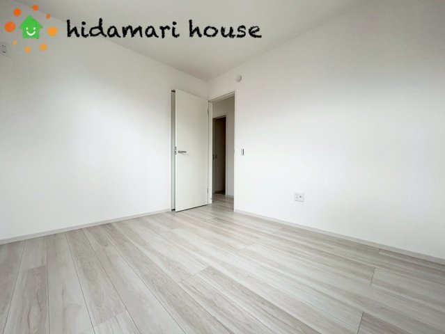 蓮田市馬込11期　新築戸建　リガーレ01の洋室