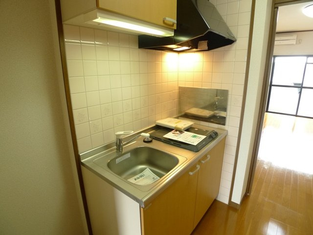 カンフィデンス三ヶ森のキッチン