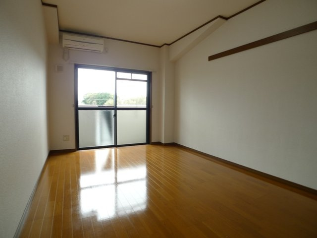 カンフィデンス三ヶ森の内装