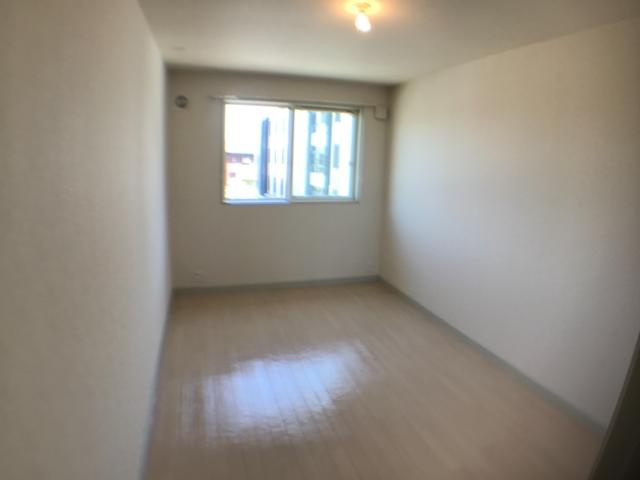 プラム・パルの内装|洋室