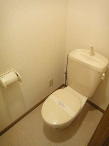 ガーデンハイム今古賀のトイレ