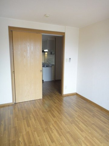 ガーデンハイム今古賀の内装