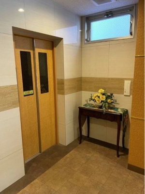 【エントランス】 | ロイヤルヒルズ金池