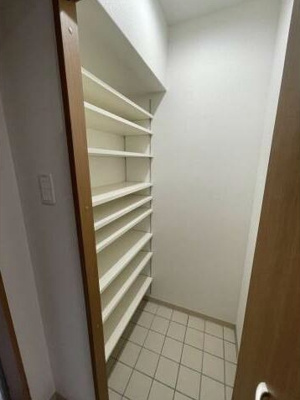 【収納】 | ロイヤルヒルズ金池