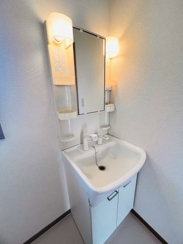 トゥインクルリトルスターの独立洗面台|独立洗面化粧台が付いています