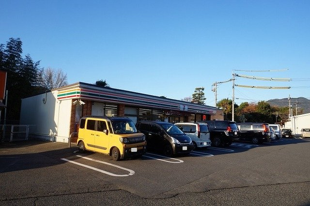 ファミーユ・Ｋ　Ｂの周辺|セブンイレブン　直方中央橋店まで750m