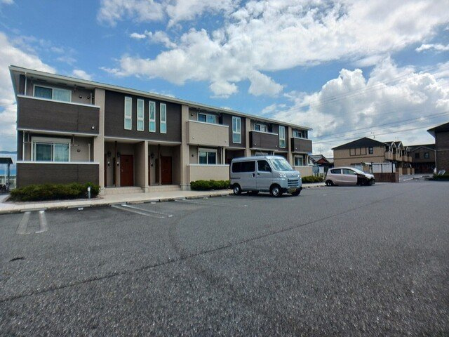 イル・パラッツオモデルノＡの駐車場