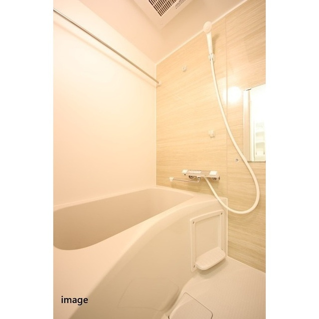 エルファーロ明大前IIIの浴室