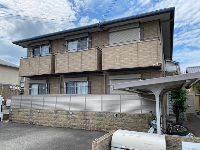 三田市上井沢のアパート