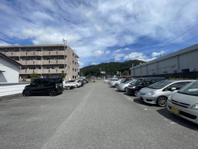 【駐車場】 | ファーストレジデンス