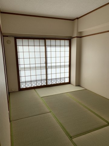 シャトー西明石の和室|和室6.0帖