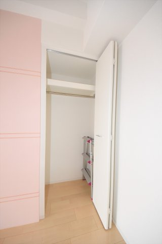 セレニテ本町ルフレの収納