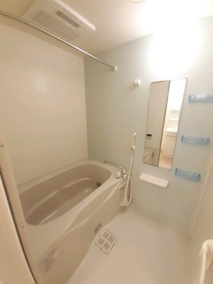 【浴室】 | レディエンスＣ | ゆったり過ごせるお風呂です
