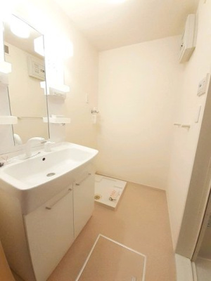 【洗面所】 | レディエンスＣ | ゆったりとスペースのある洗面所