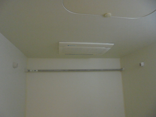 エレガントカーサB棟のその他