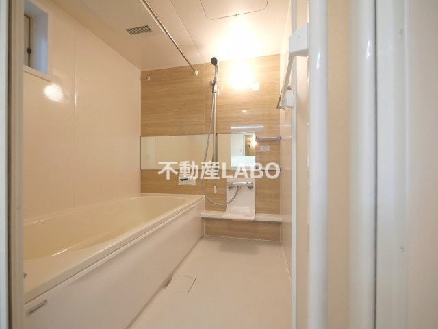 Lake Side Yamakiの浴室