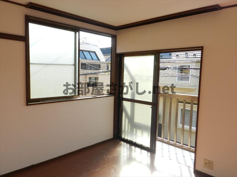 豊島区長崎４丁目のアパートの展望|窓を開放した様子です