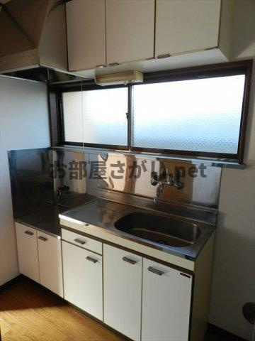 豊島区長崎４丁目のアパートのキッチン|キッチン窓付きです