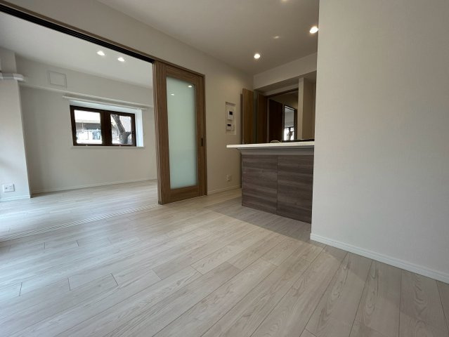 ハイタウン御殿山東の居間・リビング|使いやすいリビングです