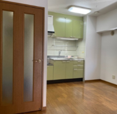 フォルジュ山田の内装