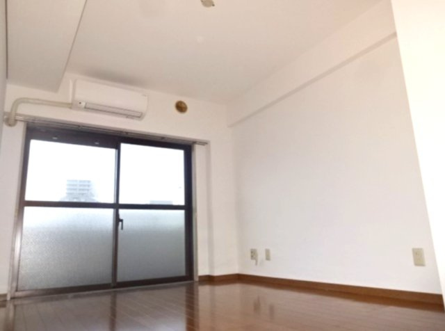 フォルジュ山田の居間・リビング