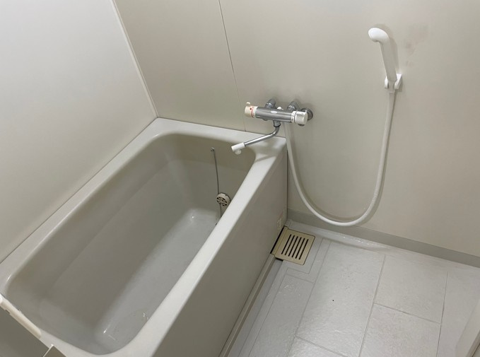 フォルジュ山田の浴室