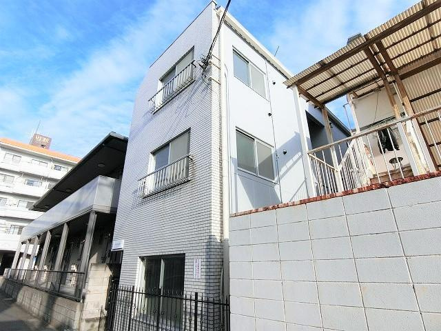 ヴィラ・コクシネルの外観