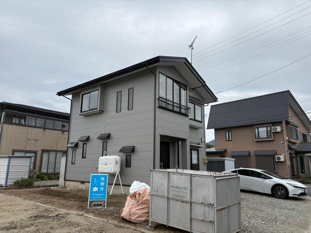 南陽市三間通【中古住宅】の外観|リフォーム工事済み！