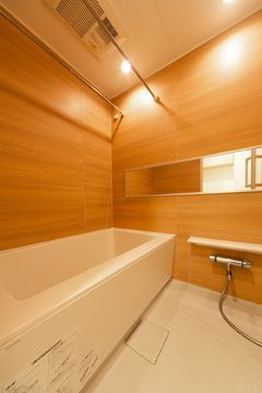 神楽坂南町ハウスの浴室