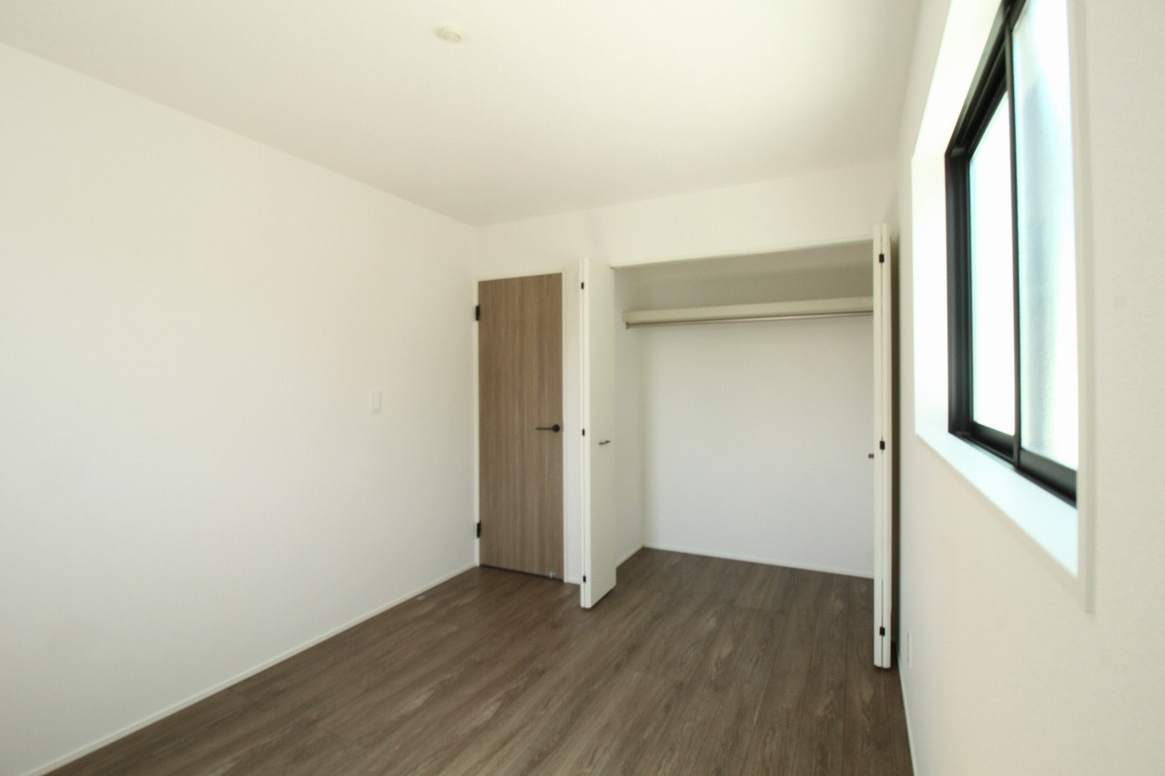 瀬戸東町３丁目　新築戸建　1号棟（全3棟）の収納|2F　南東の部屋　6.0帖