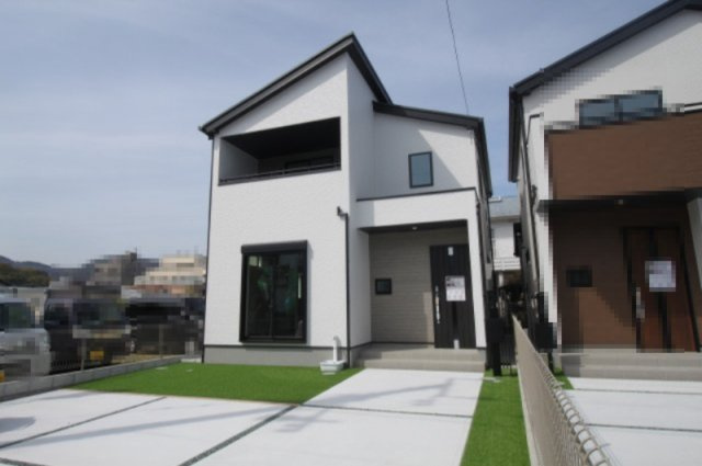 瀬戸東町３丁目　新築戸建　1号棟（全3棟）