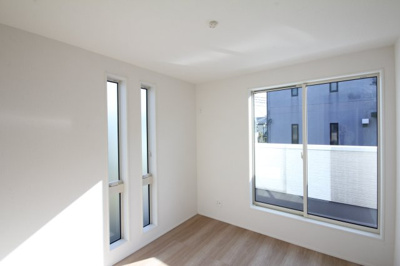 【洋室】 | 東町3期 | 日当たりの良い洋室