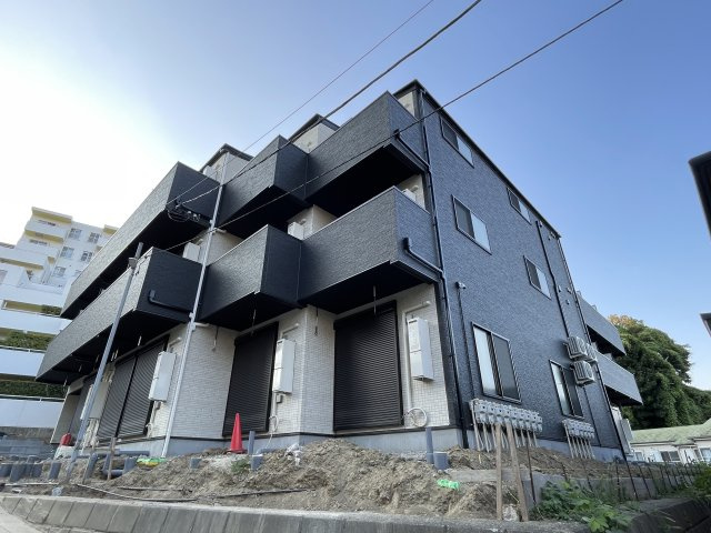 川崎市多摩区東三田１丁目のアパート