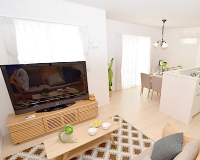 【内観：施工例】 | アイタウン木津川市城山台３丁目 | 同シリーズ