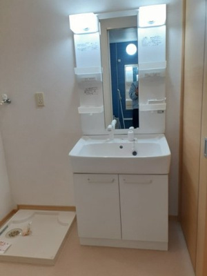 【洗面所】 | ヴィッセン有田　Ⅱ | スペースが確保できる洗面所です