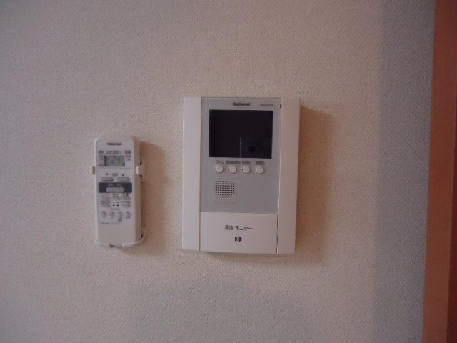 ヴィア　グラン　シャリオのセキュリティ|カメラ付インターホン