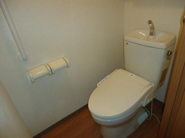 ヴィア　グラン　シャリオのトイレ|シャワー付トイレ