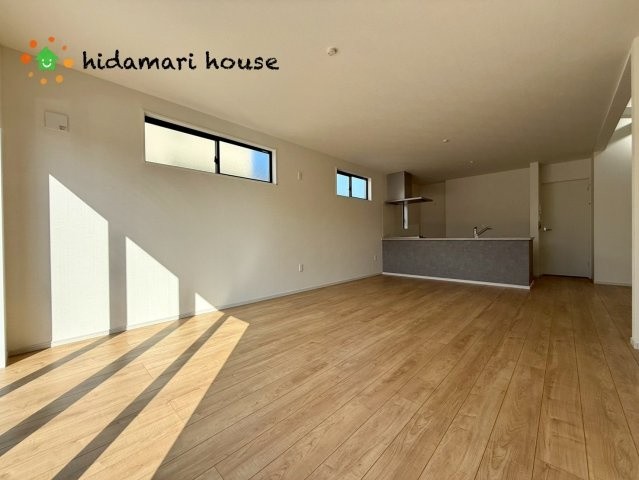 桶川市泉6期　新築戸建　GRACE01の居間・リビング