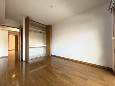 【独立洗面台】 | リバーサイドレジデンスB | 独立洗面台でゆっくり朝の準備ができます☆