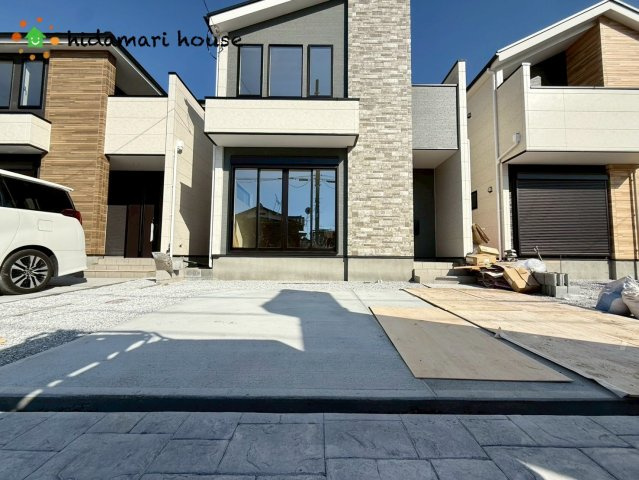 桶川市泉6期　新築戸建　GRACE02の駐車場