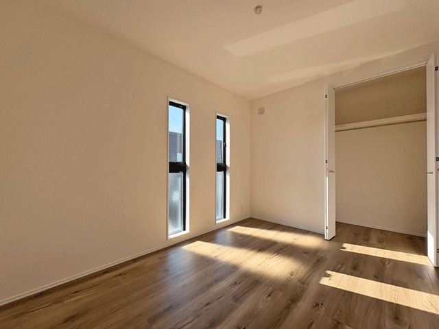 仙台市太白区東大野田の洋室