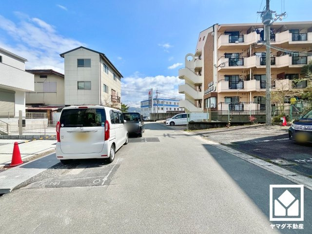 京田辺市三山木野神　1期　1号地の前面道路含む現地写真