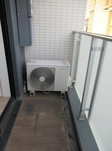 【バルコニー】