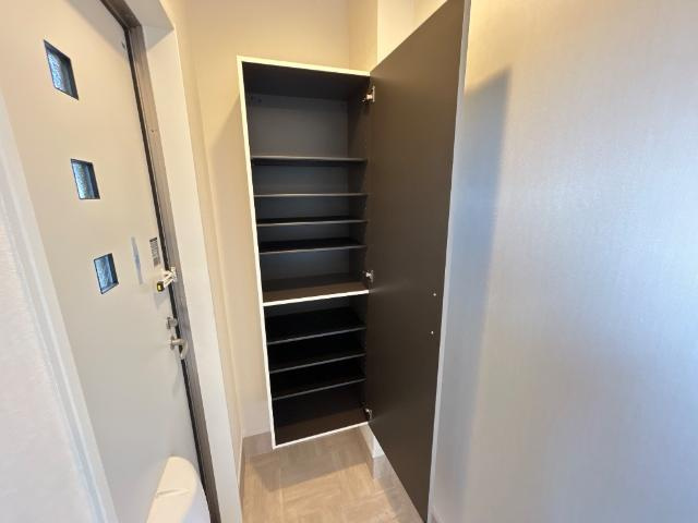 ウィズダム　コートの収納|下駄箱