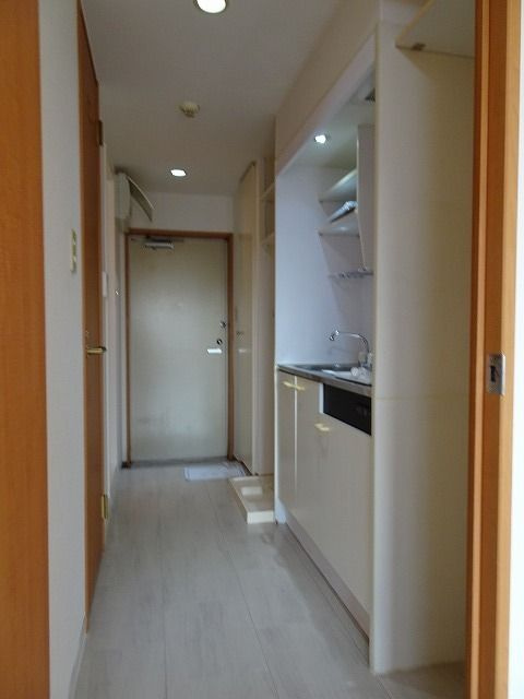 クオーレプロバンス浦安Ⅰ(F-045)の玄関